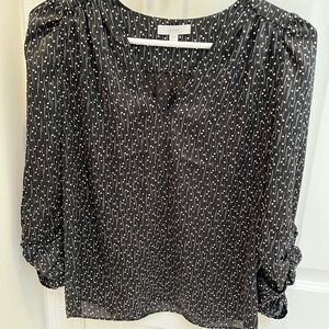 Joie Black & White Star-Pattern V-Neck Blouse